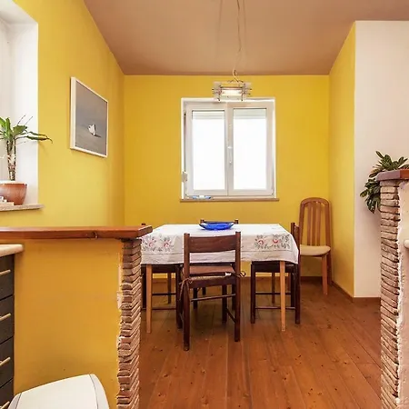Iva Apartamento Ližnjan