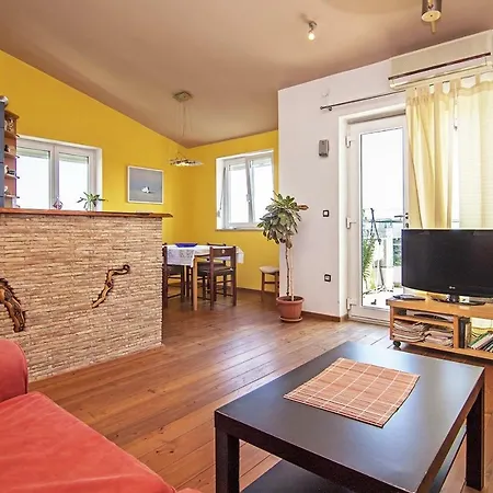 Iva Apartamento Ližnjan